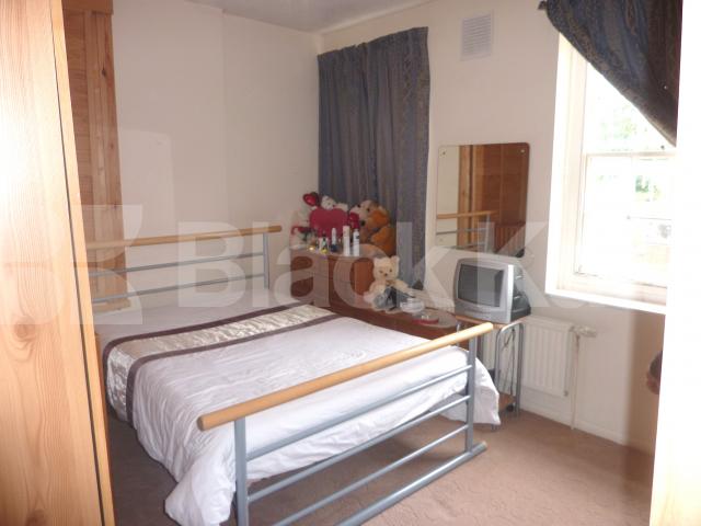 			NEW INSTRUCTION, 2 Bedroom, 1 bath, 1 reception Flat			 Waltersville Road, ARCHWAY